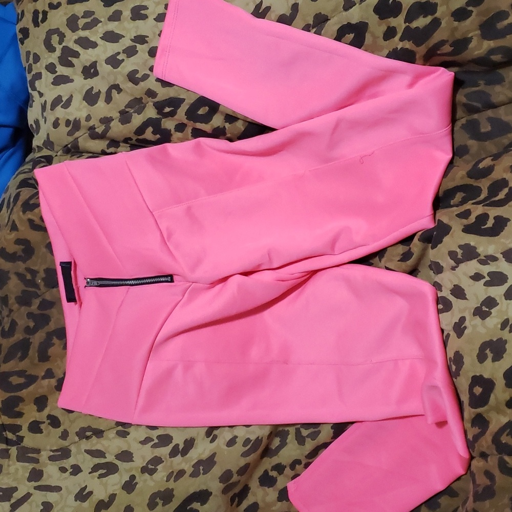 Vintage pink bubblegum polyester punk rock leggings.stretchy size s/m. Luna Tiks